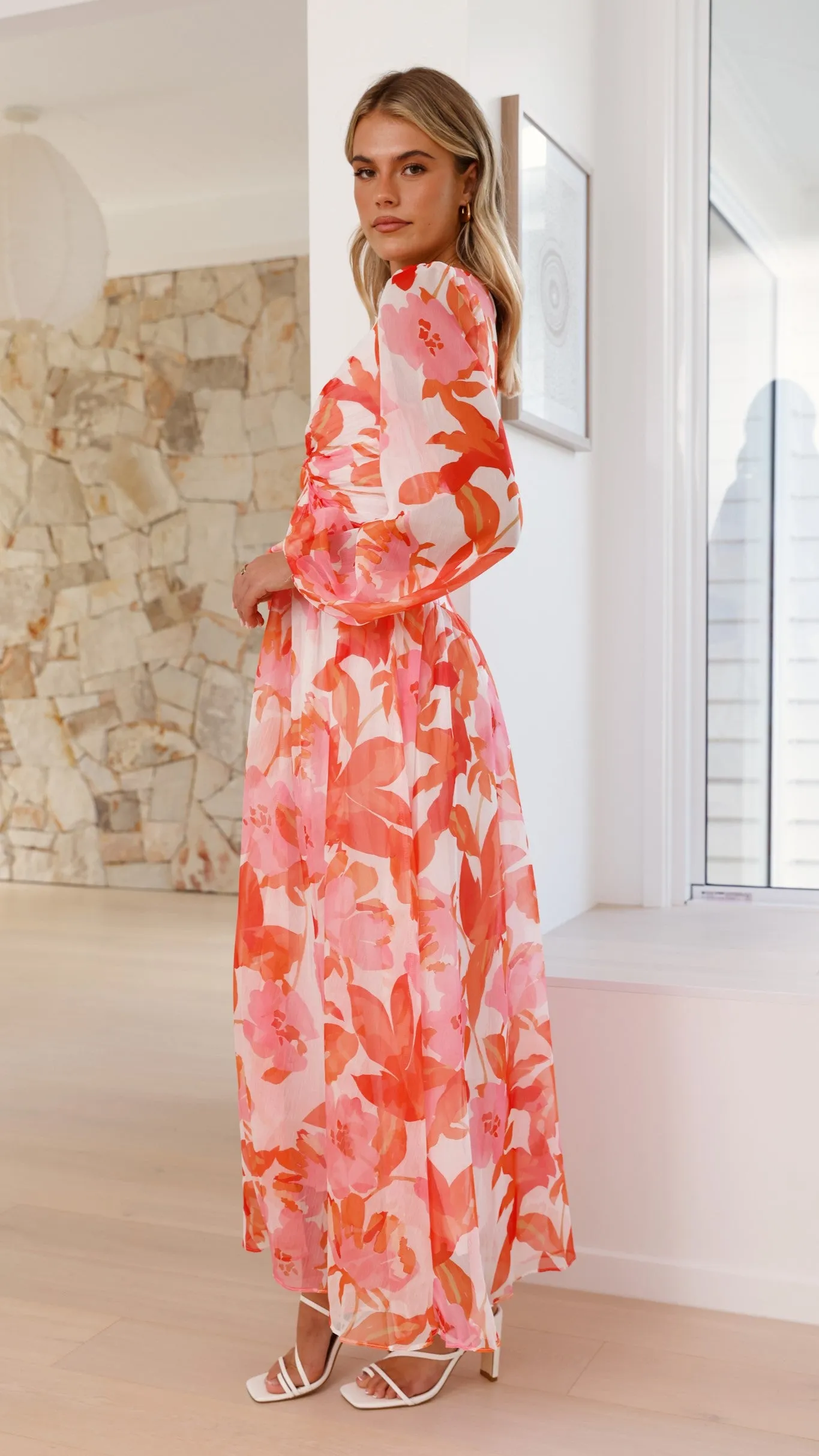 Stylish Aurea Midi Dress in Vibrant Pink/Orange Floral Design