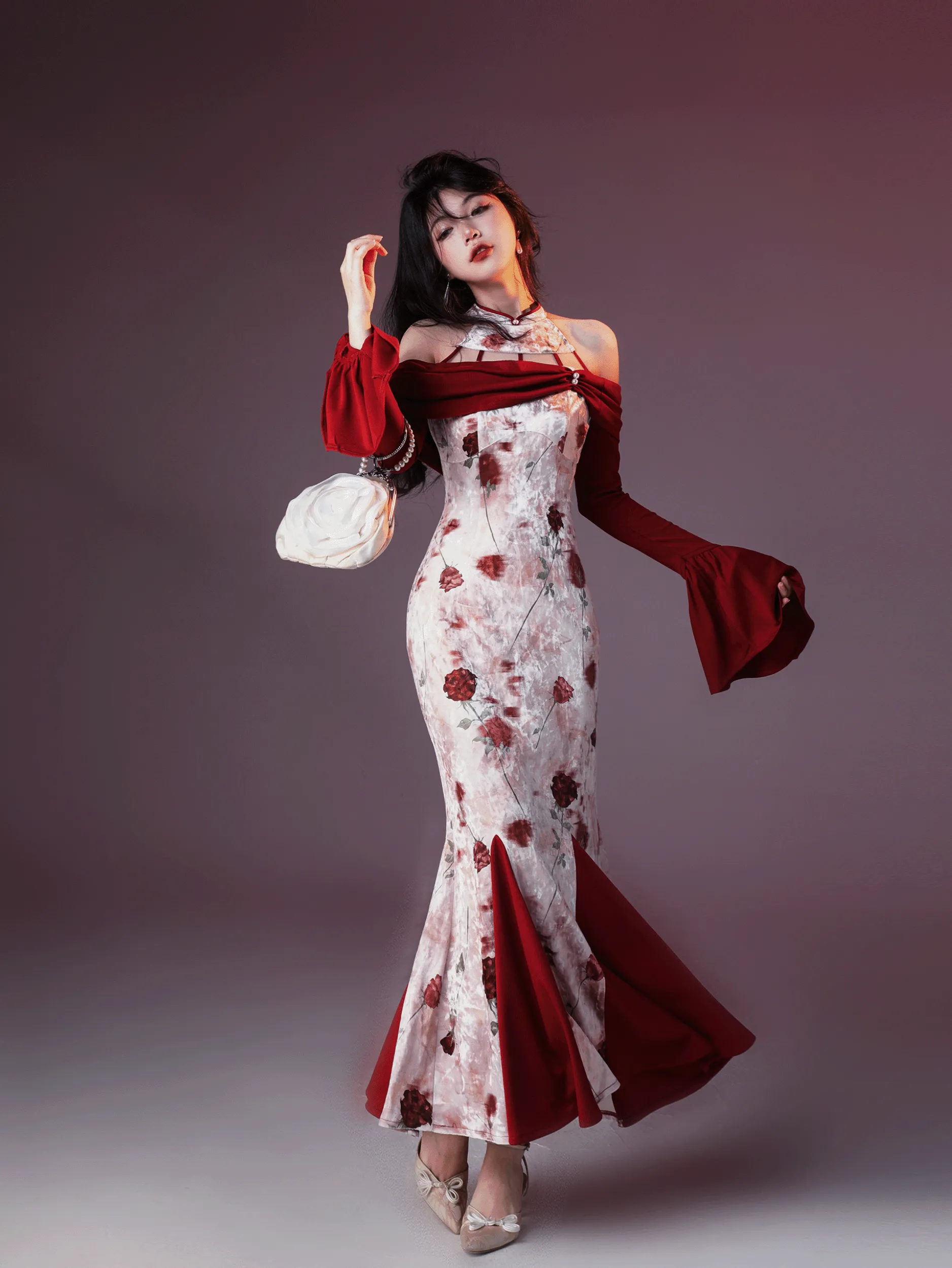 Halter Neck Modern Long Cheongsam, Wine Stained Rose 酒渍玫瑰