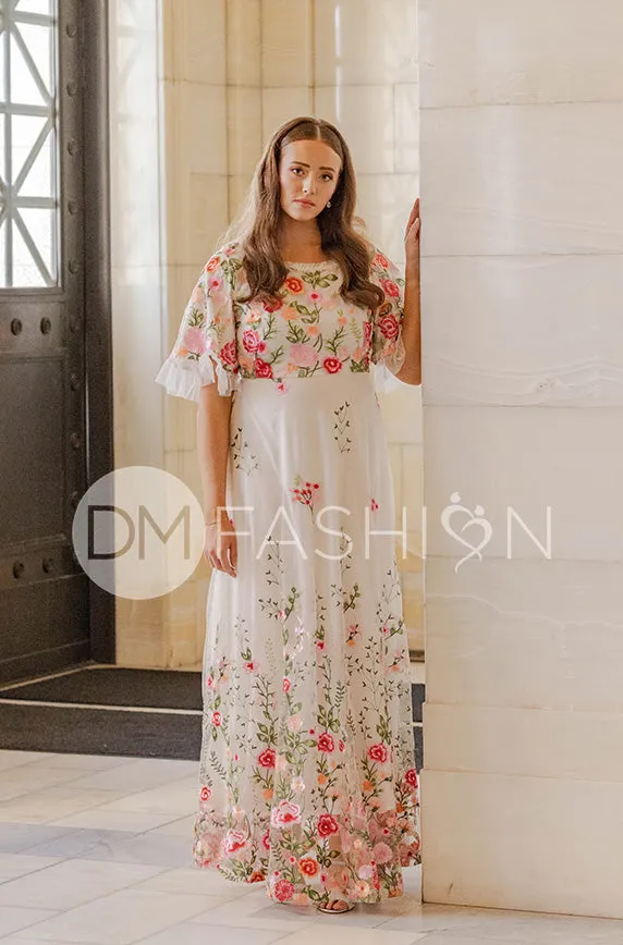 Odette Ivory Garden Floral Gown - DM Exclusive