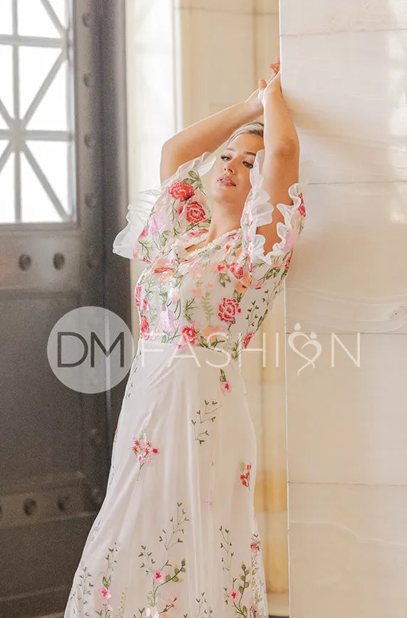 Odette Ivory Garden Floral Gown - DM Exclusive