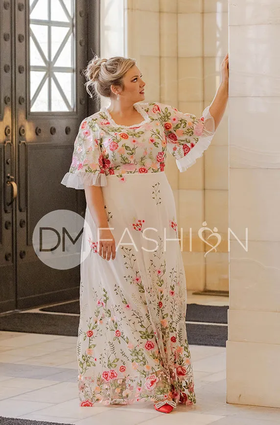 Odette Ivory Garden Floral Gown - DM Exclusive