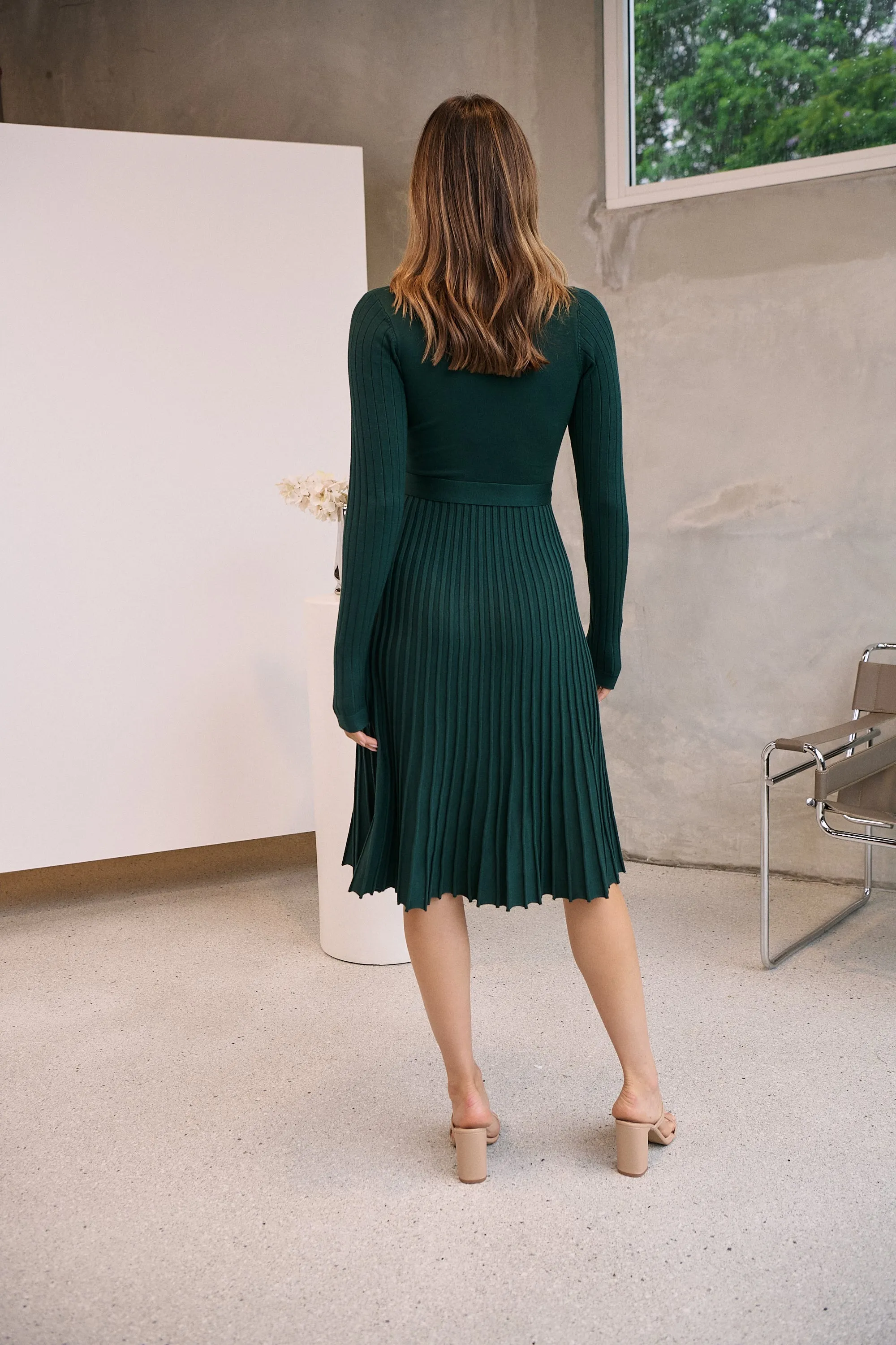 Parker Emerald Long Sleeve Pleated Knit Midi Dress