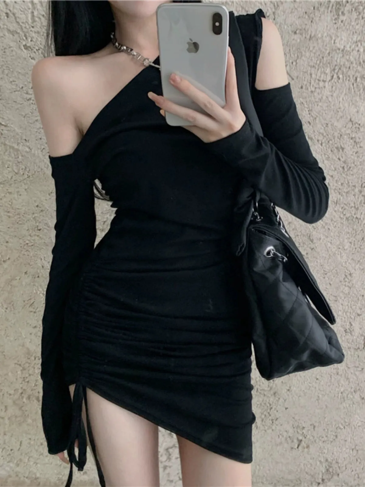 Pure Desire Sexy off-the-Shoulder Irregular Slim-Fit Dress