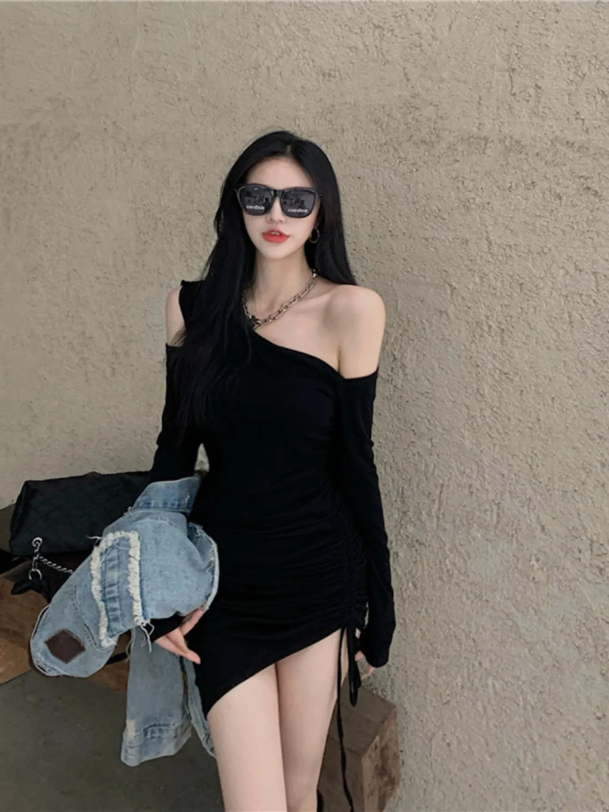 Pure Desire Sexy off-the-Shoulder Irregular Slim-Fit Dress